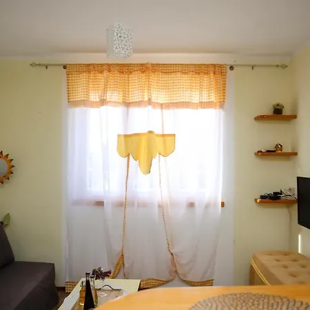 Masa Apartment *