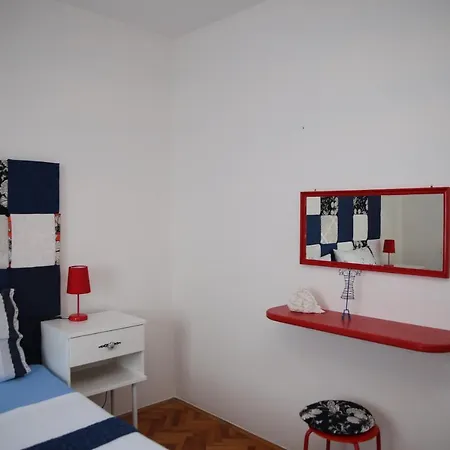 Masa Apartment