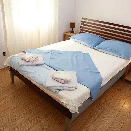 Masa Apartment *