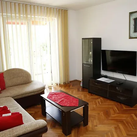 Masa Apartamento Vodice